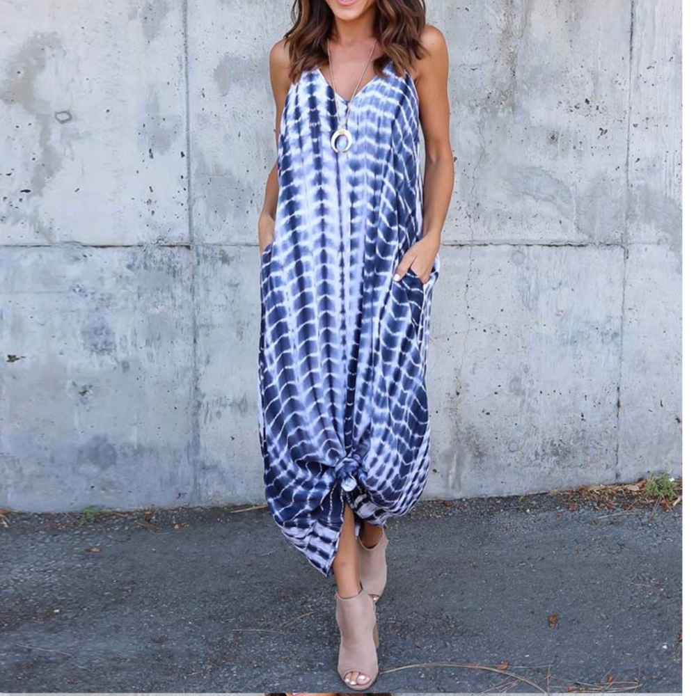 Blue and white boho maxi ✌🏼